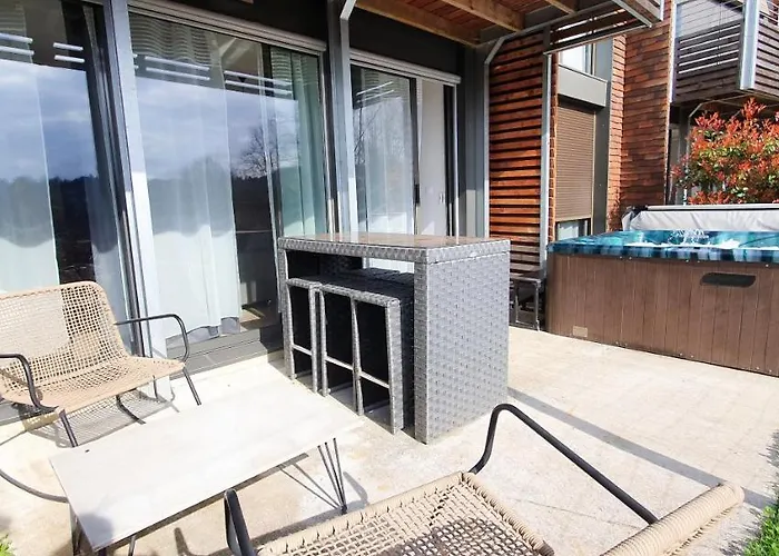 Les Vagues Avec Jacuzzi Privatif & Parking Prive Apartamento *